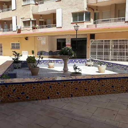 Apartamento El Toro - La Loma شقة تورّيفيِخا